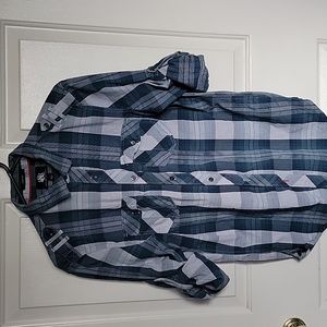 Rock and Republic mens medium, teal and white buttondown shirt.